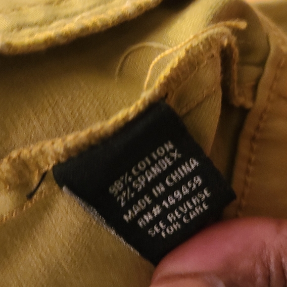 NWOT Ashley Mason Yellow Distressed  Denim Jacket sz S - Picture 6 of 8